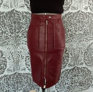 Burgundy faux leather zip pencil skirt
